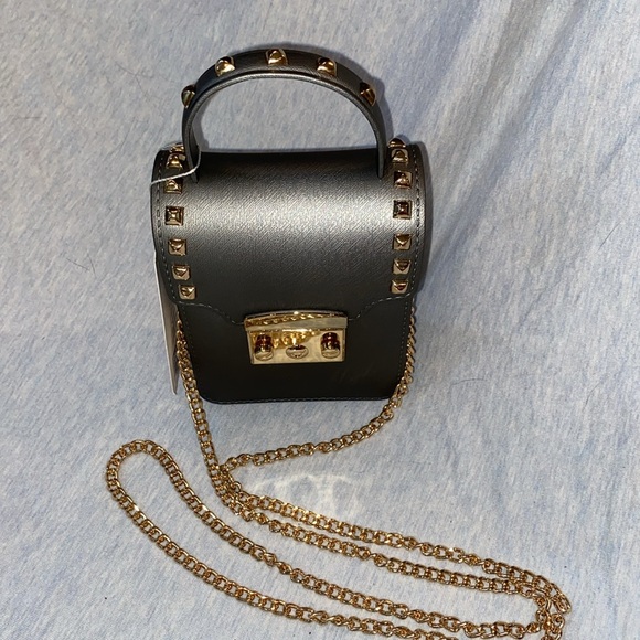 Elegant Gold RockStudded, Chain Strap, Crossbody Top Handle Bag Steel Gray NWT - Picture 4 of 14